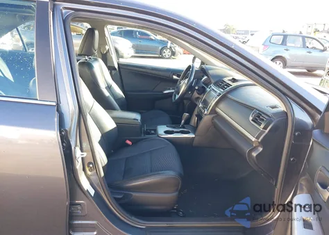 2012 Toyota Camry Se z USA, uszkodzony, nr VIN 4T1BF1FK6CU145638